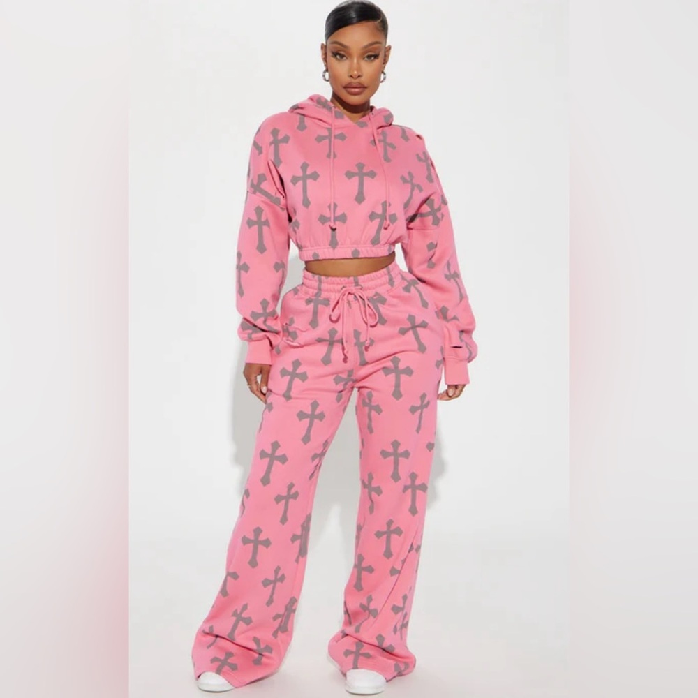 NWOT Fashion Nova 3X Pink and Gray Cross Patterned Hoodie